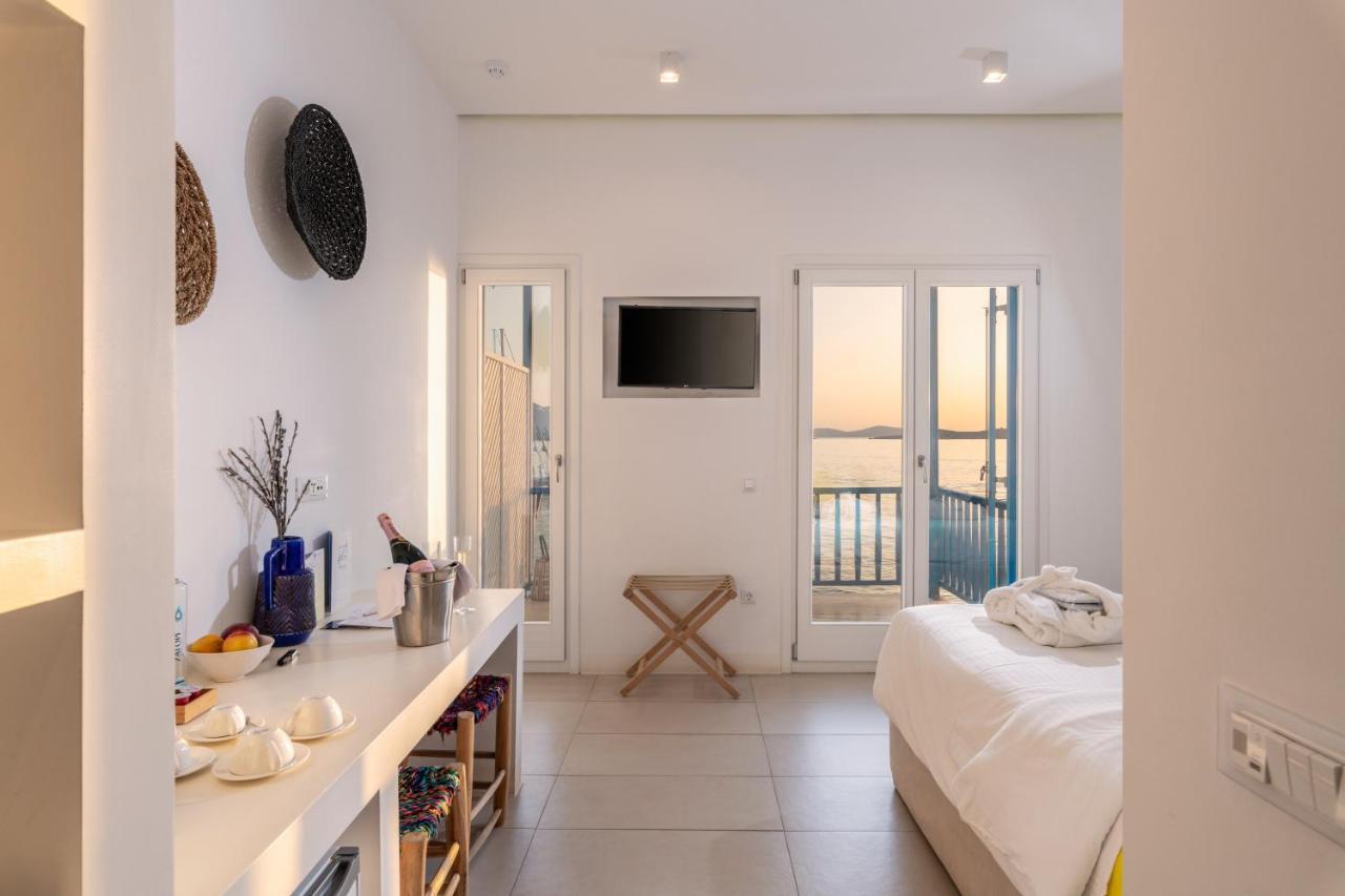 Bluetopia Suites Mykonos Town Екстер'єр фото