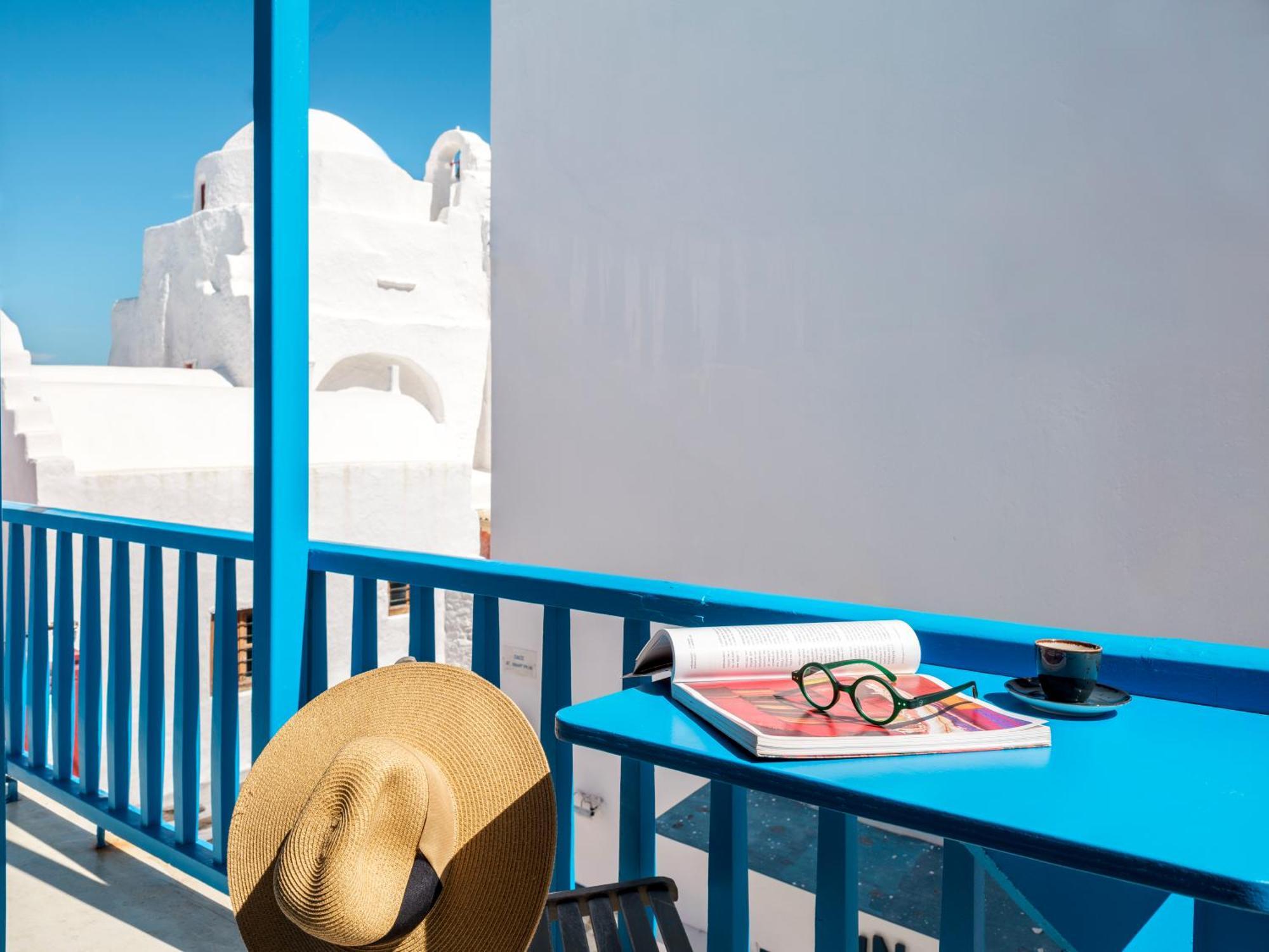 Bluetopia Suites Mykonos Town Екстер'єр фото