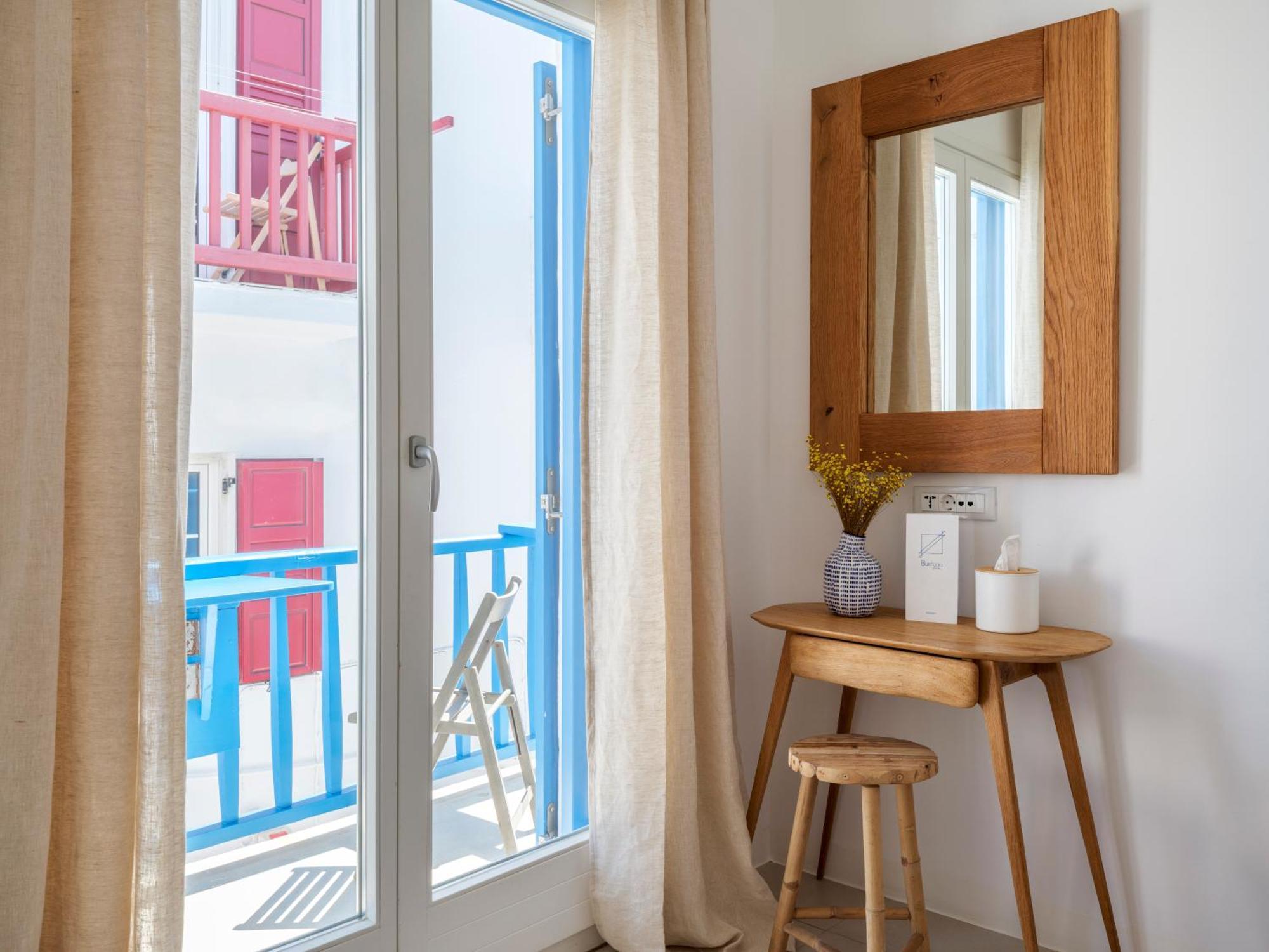 Bluetopia Suites Mykonos Town Екстер'єр фото