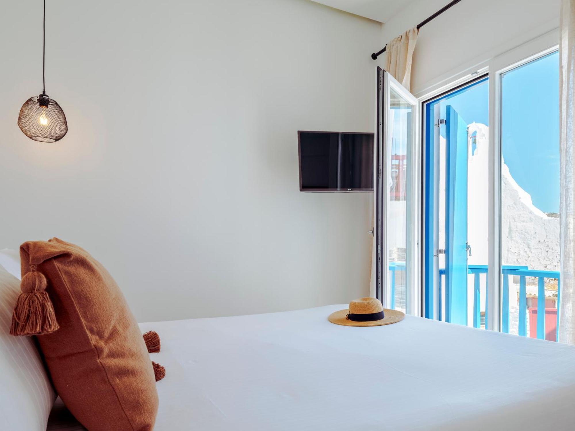 Bluetopia Suites Mykonos Town Екстер'єр фото