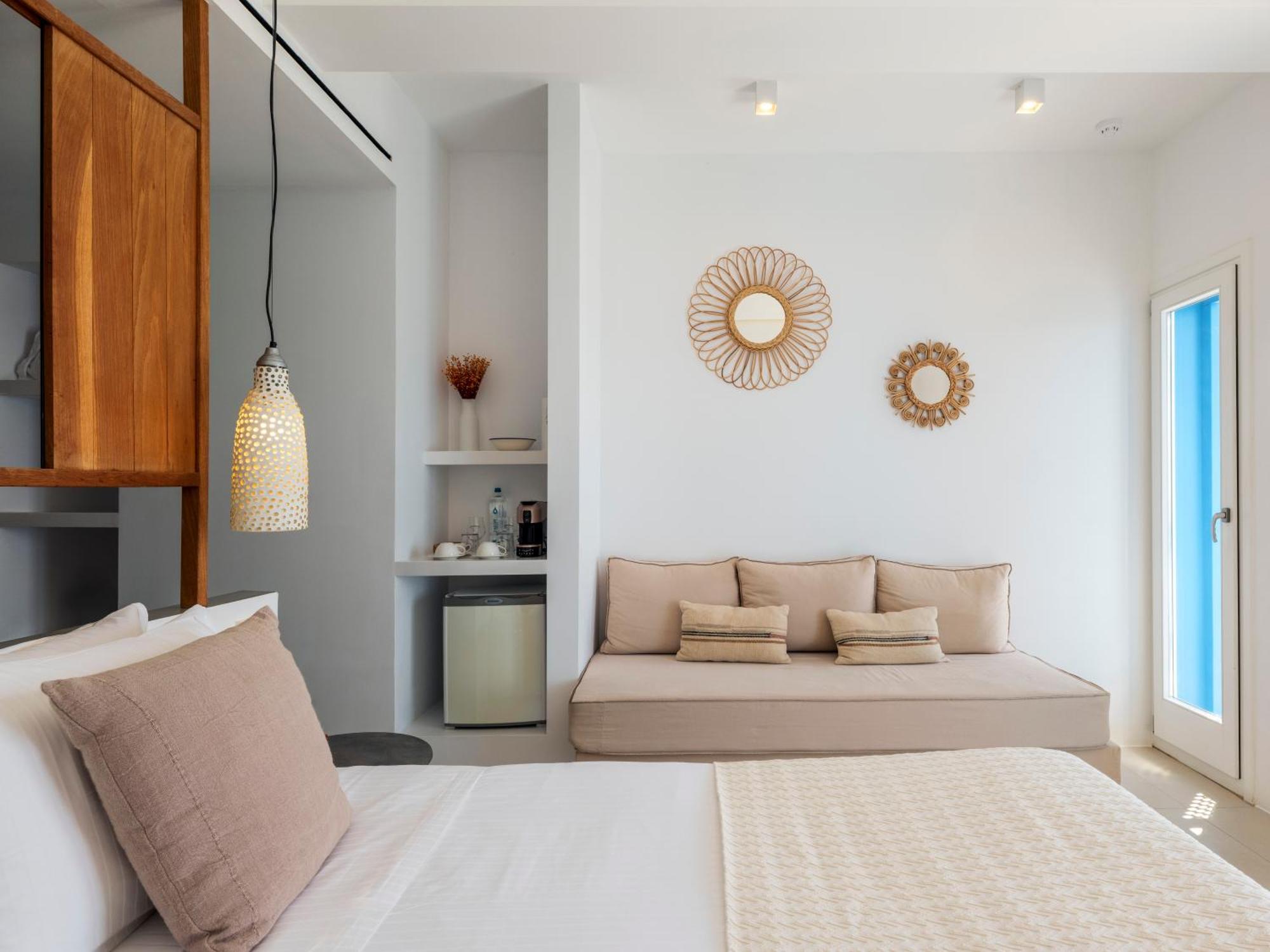Bluetopia Suites Mykonos Town Екстер'єр фото